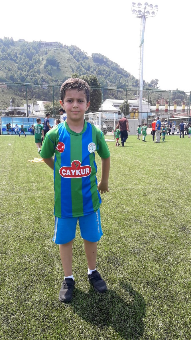 caykur-rizesporun-anne---baba-haydi-futbola-projesi-basladi-(12).jpg