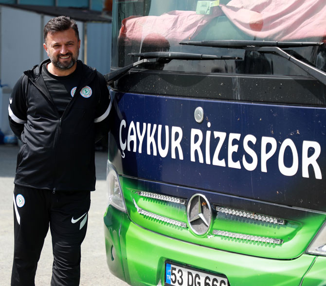 caykur-rizesporun-teknik-direktoru-bulent-uygun-(1)-002.jpg