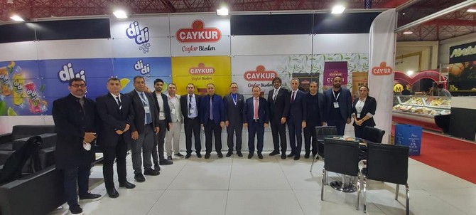 caykur-uluslararasi-fuarda-yeni-pazarlarin-kapilarini-araladi-2.jpg