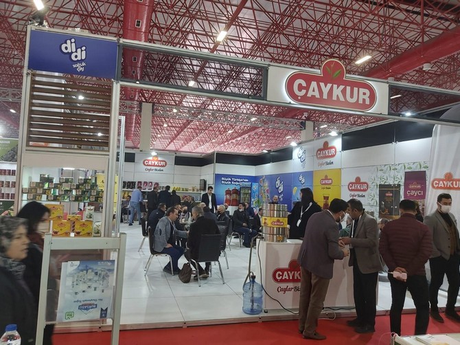 caykur-uluslararasi-fuarda-yeni-pazarlarin-kapilarini-araladi-5.jpg