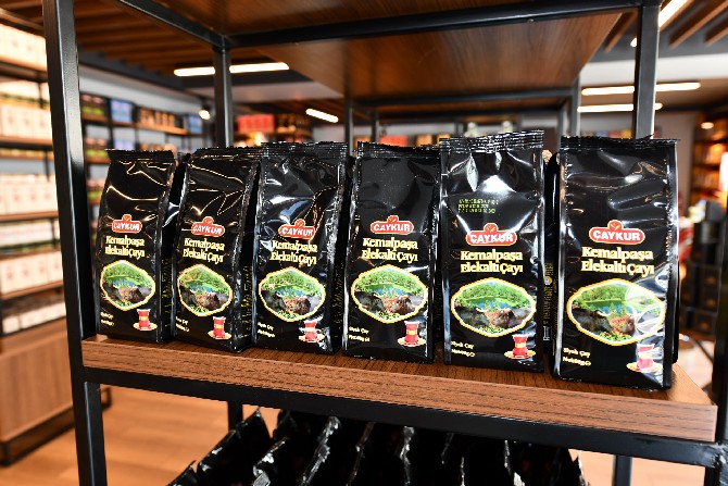 caykurun-kemalpasa-cay-satis-magazasi-hizmete-girdi-(11).jpg