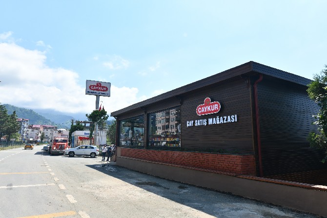 caykurun-kemalpasa-cay-satis-magazasi-hizmete-girdi-(7).jpg