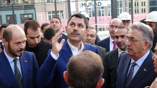 cevre-sehircilik-ve-iklim-degisikligi-bakani-murat-kurum-rizede-yapimi-suren-belediye-bloklarini-inceledi-1.jpg