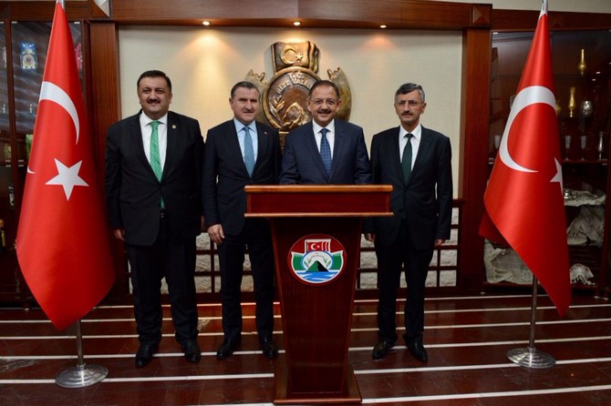 cevre-ve-sehircilik-bakani-mehmet-ozhaseki-ile--genclik-ve-spor-bakani-osman-askin-bak,-cesitli-ziyaret-ve-programlar-dolayisiyla-rizeye-geldi-(4).jpg