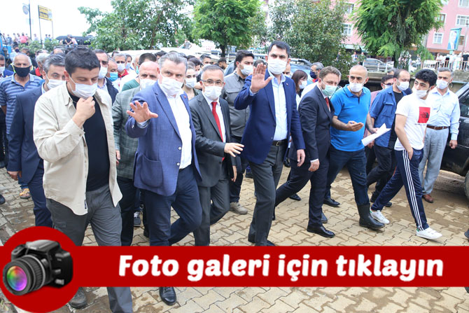 cevre-ve-sehircilik-bakani-murat-kurum-sel-ve-heyelanlarin-yasandigi-cayeli-ilcesi-ve-madenli-beldesinde-incelemelerde-bulundu..jpg