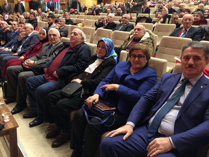 chp-rize-aday-tanitim-toplantisi-(4).jpg