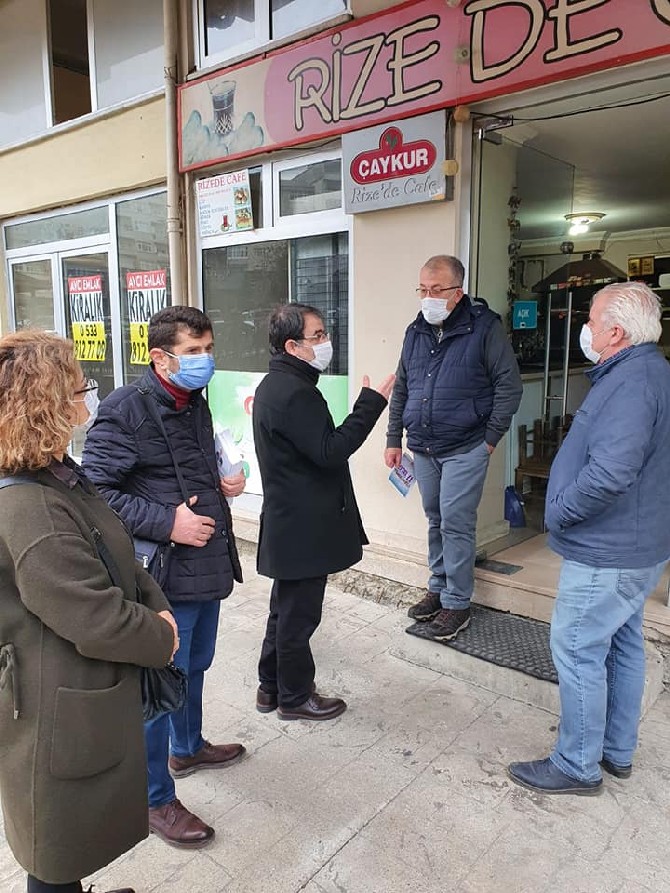 chp-rize-il-baskani-saltuk-deniz,-beraberinde-merkez-ilce-baskani-necati-topaloglu-ve-yonetim-kurulu-uyeleriyle-birlikte-esnaf-ziyaretlerinde-bulundu-(3).jpg