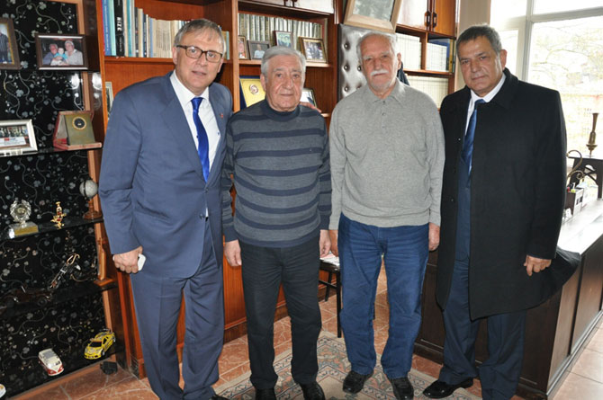 chp-rize-milletvekili-adaylari-stk-ziyaretleri-9-001.jpg chp-rize-milletvekili-adaylari-stk-ziyaretleri-9-001.jpg