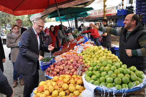 chp-rizede-ikinci-vekili-de-istiyor-8.jpg chp-rizede-ikinci-vekili-de-istiyor-8.jpg