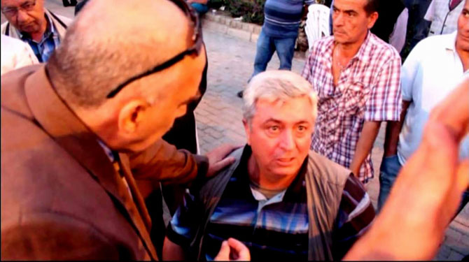 chp-secim-burosu-acilisinda-gazeteciler-tartaklandi-3.jpg chp-secim-burosu-acilisinda-gazeteciler-tartaklandi-3.jpg