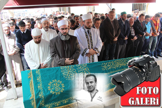 cinayete-kurban-giden-rizeli-ispark-calisani-necmettin-yanik-son-yolculuguna-ugurlandi-1.jpg cinayete-kurban-giden-rizeli-ispark-calisani-necmettin-yanik-son-yolculuguna-ugurlandi-1.jpg