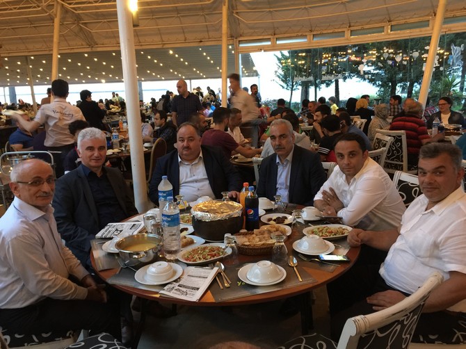 coruh-edas’tan-ceyrek-asirlik-iftar-gelenegi-(2).jpg