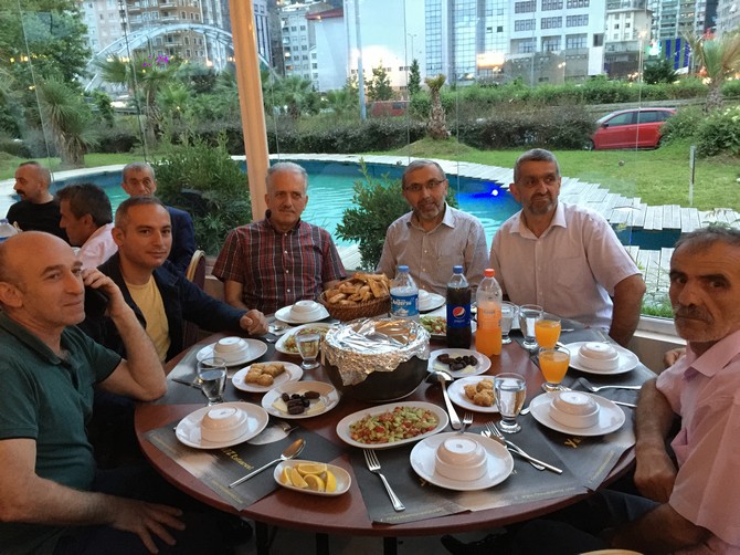 coruh-edas’tan-ceyrek-asirlik-iftar-gelenegi-(5).jpg