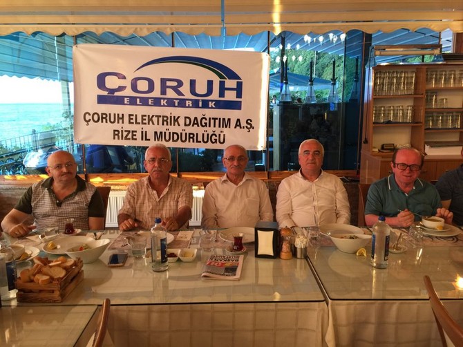 coruh-edas-rize,-basin-bayraminda-gazetecilerle-bulustu-(1).jpg