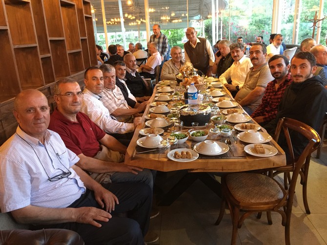coruh-elektrik-dagitim-a.s.-rize-il-mudurlugu-geleneksel-iftar-yemegi-(5).jpg