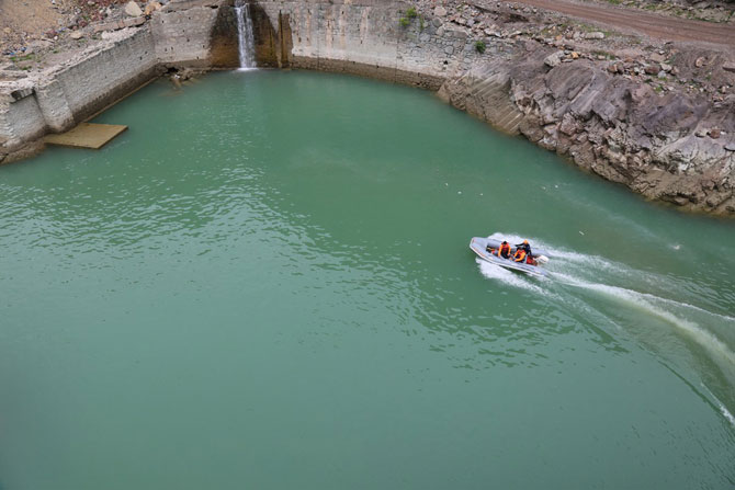 coruh-nehrine-dusen-isci-kayboldu2.jpg coruh-nehrine-dusen-isci-kayboldu2.jpg