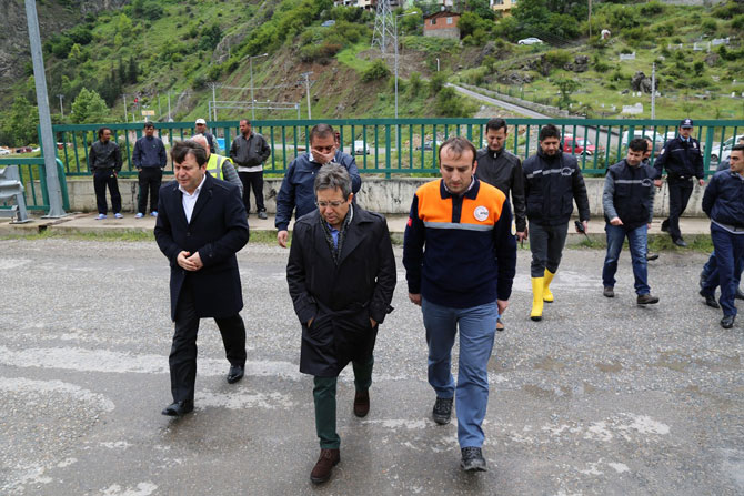 coruh-nehrine-dusen-isci-kayboldu3.jpg coruh-nehrine-dusen-isci-kayboldu3.jpg