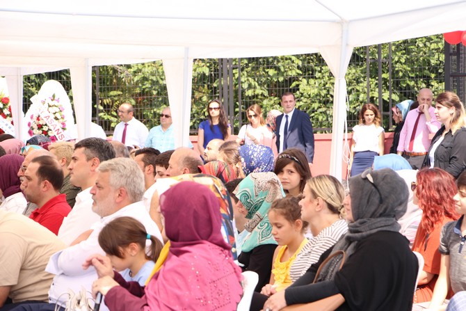 cozum-akademi-okullari-fen-ve-anadolu-liselerinin-resmi-acilis-toreni-yapildi-(13).jpg
