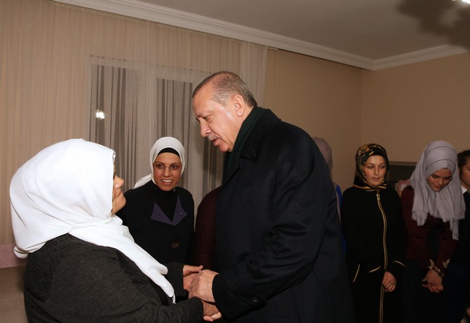cumhurbaskani-erdogan,-eren-bulbulun-ailesini-ziyaret-etti-(8).jpg
