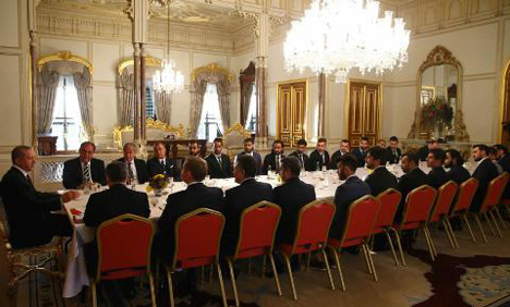 cumhurbaskani-erdogan,-takim-kaptanlarini-kabul-etti2.jpg