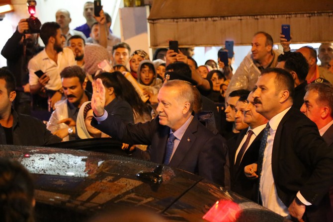 cumhurbaskani-erdogan-guneysuda-(4).jpg