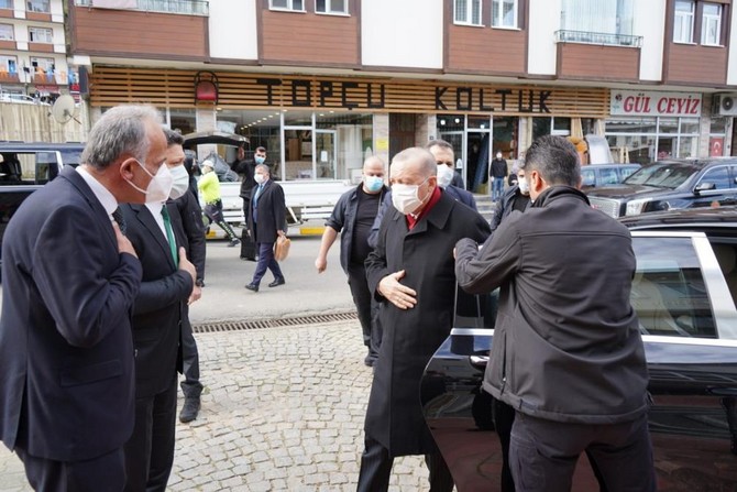 cumhurbaskani-erdogan-memleketi-rizenin-guneysu-ilcesinde-(10).jpg