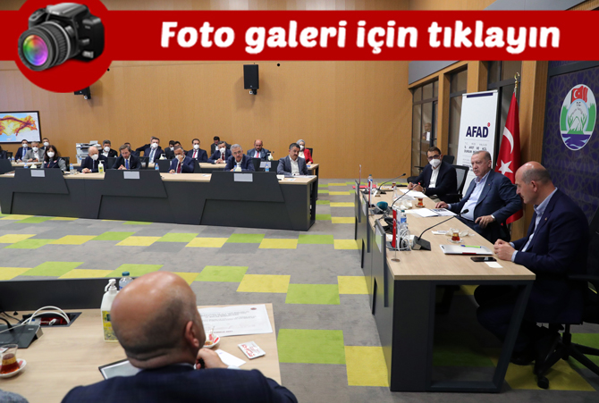 cumhurbaskani-erdogan-rizedeki-sele-iliskin-yetkililerden-bilgi-aldi.jpg