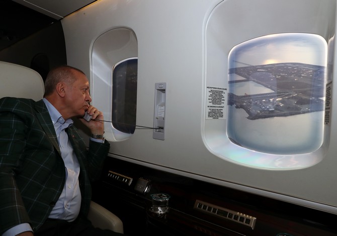 cumhurbaskani-recep-tayyip-erdogan,-yapimi-devam-eden-rize-artvin-havalimani-insaatini-havadan-inceledi-(3).jpg