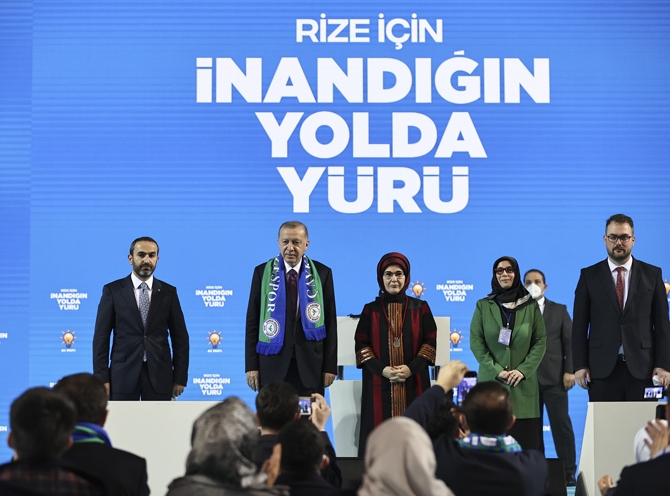 cumhurbaskani-recep-tayyip-erdogan-ak-parti-rize-il-kongresinde-(1).jpg