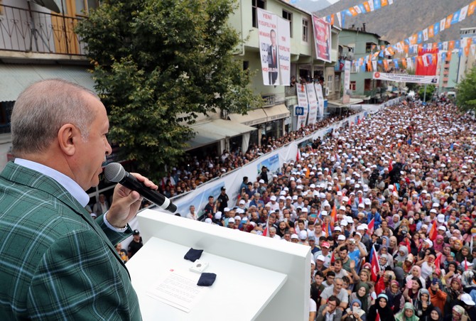 cumhurbaskani-recep-tayyip-erdogan-artvin-yusufelinde-(2).jpg