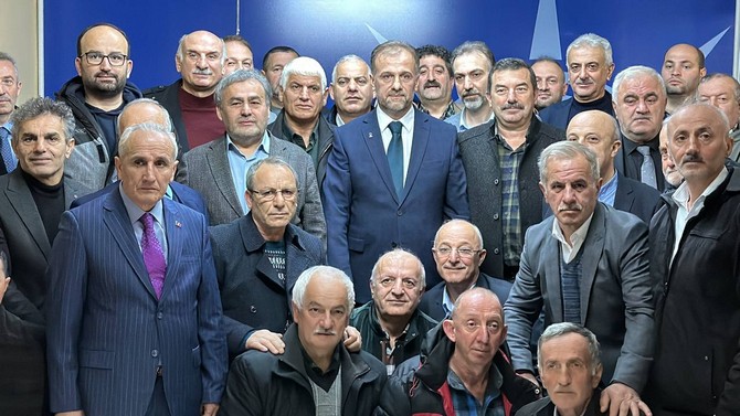 cumhurbaskanligi-egitim-ve-ogretim-politikalari-kurulu-uyeliginden-ak-parti-rize-milletvekili-aday-adayligi-basvurusunda-bulunmak-uzere-istifa-eden-doc-dr-kemal-samlioglu-aday-adayligi-basvurusunu-gercek-7.jpg