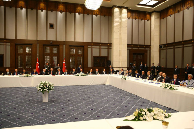 cumhurbaskanligi-kulliyesi,-rteu-gelistirme-vakfina-ev-sahipligi-yapti-1.jpg cumhurbaskanligi-kulliyesi,-rteu-gelistirme-vakfina-ev-sahipligi-yapti-1.jpg