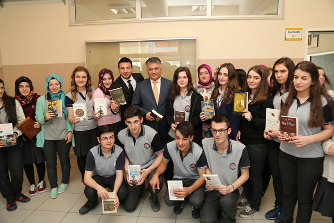 davut-guloglu-rizede-renk-projesine-destek-verdi-6.jpg davut-guloglu-rizede-renk-projesine-destek-verdi-6.jpg