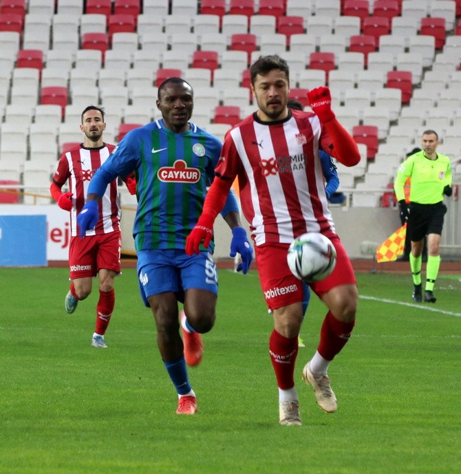 demir-grup-sivasspor-caykur-rizespor-17.jpg