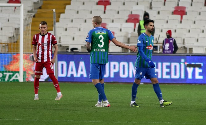 demir-grup-sivasspor-caykur-rizespor-4.jpg