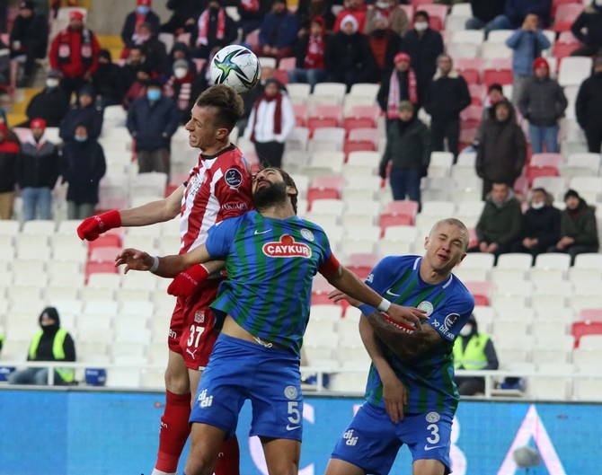 demir-grup-sivasspor-caykur-rizespor-7-001.jpg