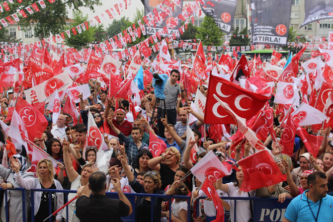 devlet-bahceli-sakaryada-3.jpg devlet-bahceli-sakaryada-3.jpg