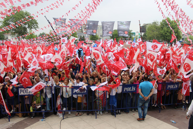 devlet-bahceli-sakaryada-5.jpg devlet-bahceli-sakaryada-5.jpg