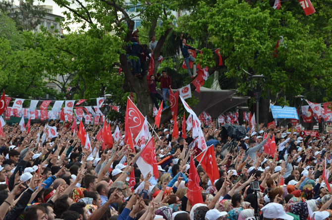 devlet-bahceli-trabzonda-3.jpg