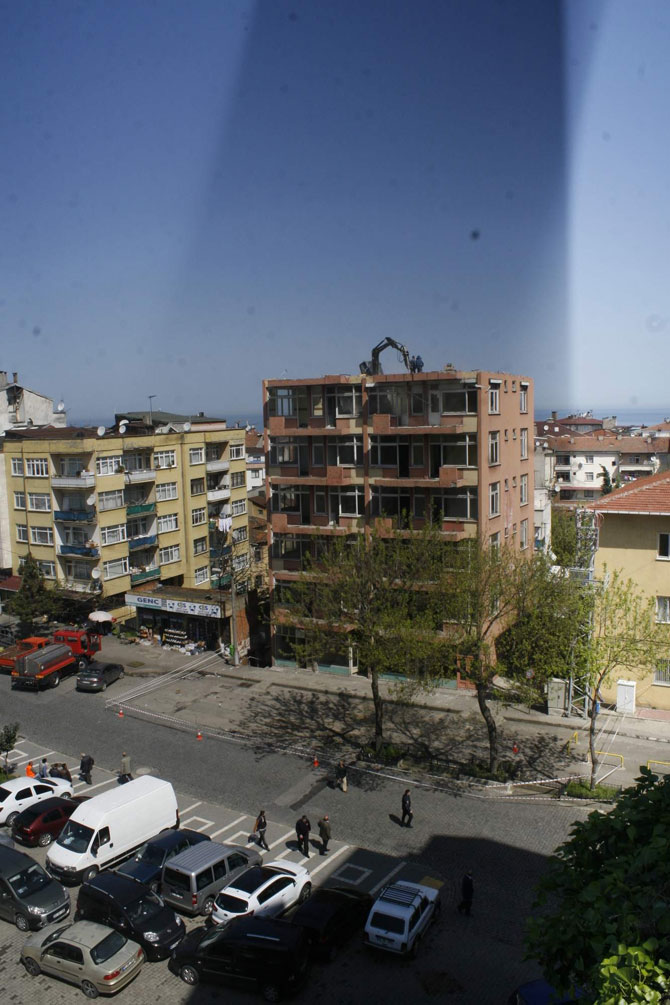 dikkat-catida-is-makinesi-var3-001.jpg