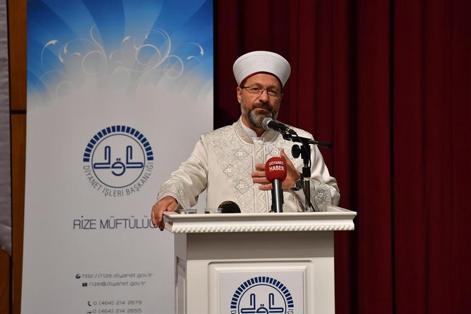 diyanet-isleri-baskani-ali-erbas-rize’de-(1).jpg