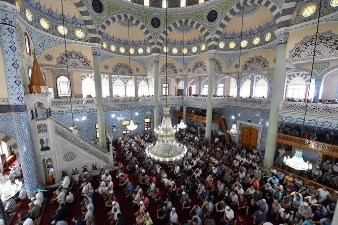 diyanet-isleri-baskani-ali-erbas-rize’de-(11).jpg