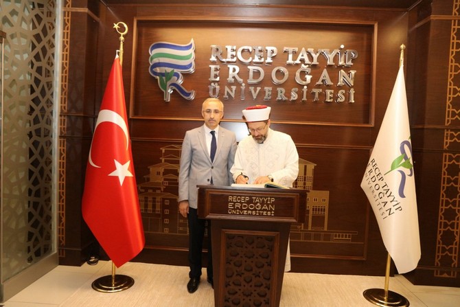 diyanet-isleri-baskani-erbas-rize’de-(7).jpg