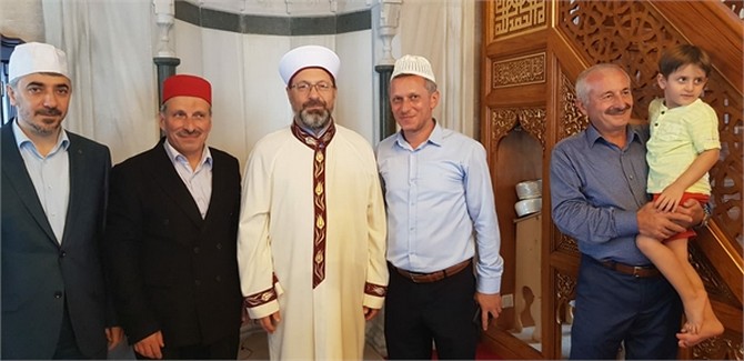 diyanet-isleri-baskani-prof.-dr.-ali-erbas-rizede-(4).jpg