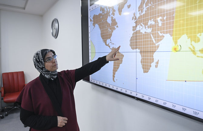 diyanet-isleri-baskanligi-din-isleri-yuksek-kurulu-astronomu-humeyra-nur-islek.jpg