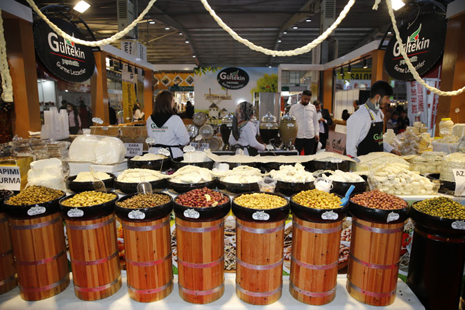 diyarbakirda-mezopotamya-gurme-ve-yoresel-lezzetler-fuari-acildi-12.jpg