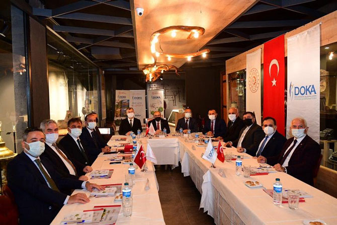 dogu-karadeniz-kalkinma-ajansinin-doka-145-yonetim-kurulu-toplantisi-uzungolde-yapildi-2-001.jpg