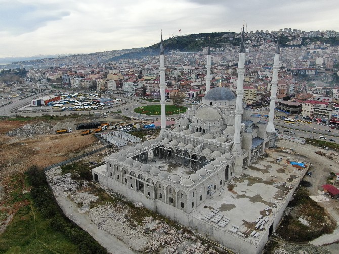 dogu-karadenizin-en-buyuk-cami-ve-kulliyesi-trabzon-sehir-camii-ve-kulliyesinin-yapiminda-sona-yaklasiliyor-1.jpg