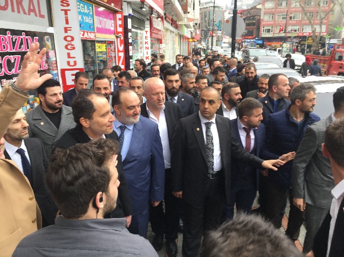 dr.-fatih-erbakan,-bir-dizi-programa-katilmak-ve-ziyaretlerde-bulunmak-uzere-rize’ye-geldi-(10).jpg