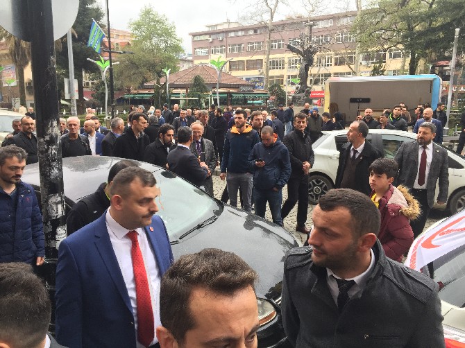 dr.-fatih-erbakan,-bir-dizi-programa-katilmak-ve-ziyaretlerde-bulunmak-uzere-rize’ye-geldi-(8).jpg